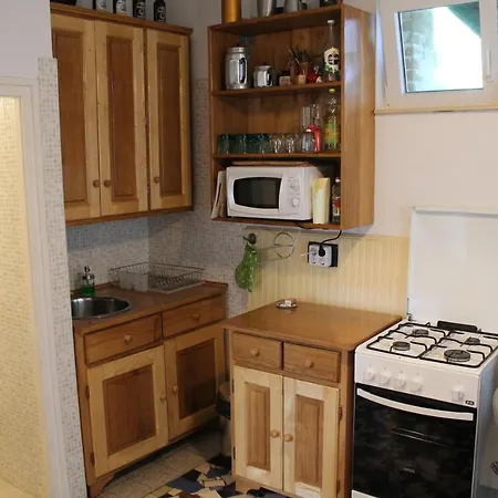 Oenallo Nyaralo Balatonszarszon Holiday home *