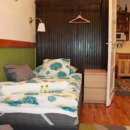 Holiday home Oenallo Nyaralo Balatonszarszon Balatonszarszo