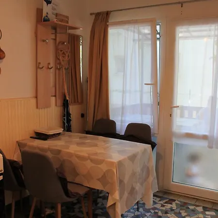 Holiday home Oenallo Nyaralo Balatonszarszon *