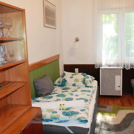 Oenallo Nyaralo Balatonszarszon Holiday home