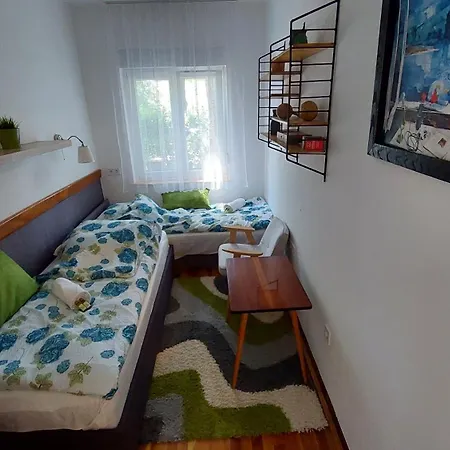 Oenallo Nyaralo Balatonszarszon Balatonszarszo