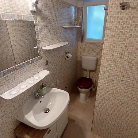 Holiday home Oenallo Nyaralo Balatonszarszon Balatonszarszo