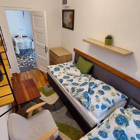 Oenallo Nyaralo Balatonszarszon Holiday home Balatonszarszo